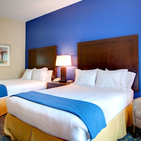 Holiday Inn Express Hotel & Suites Lake Elsinore By Ihg Exteriör bild