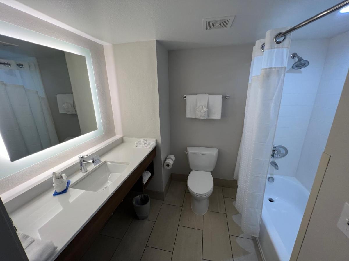 Holiday Inn Express Hotel & Suites Lake Elsinore By Ihg Exteriör bild