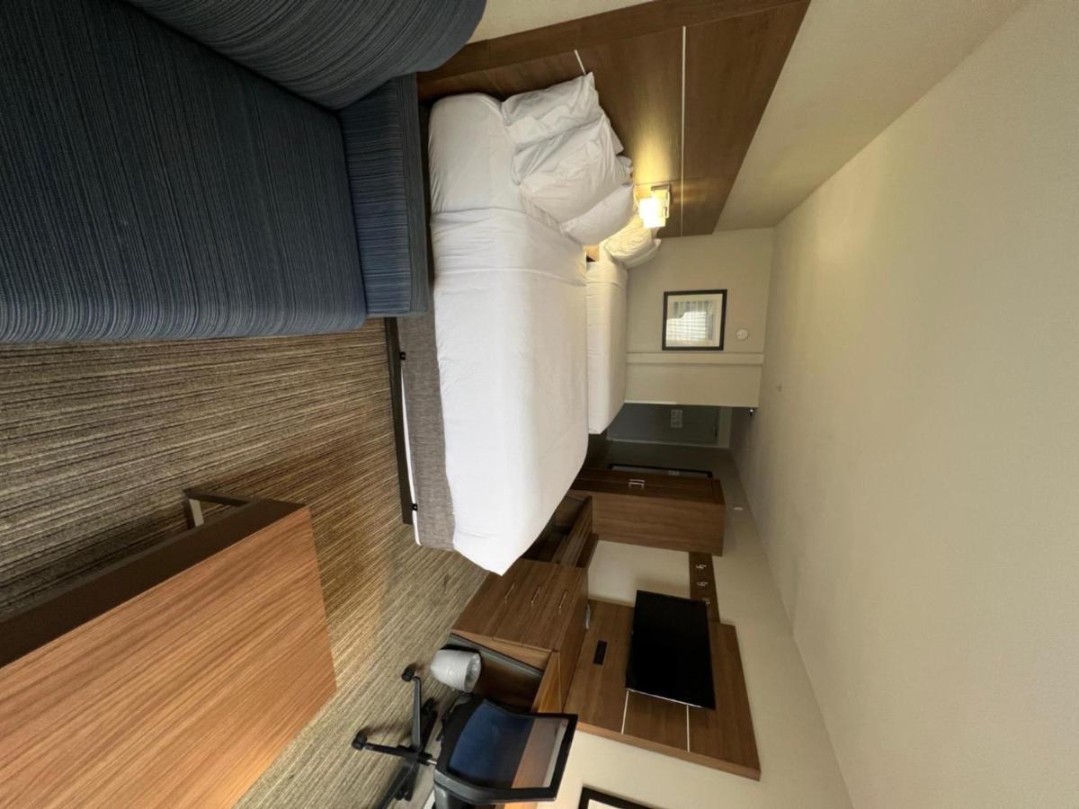 Holiday Inn Express Hotel & Suites Lake Elsinore By Ihg Exteriör bild