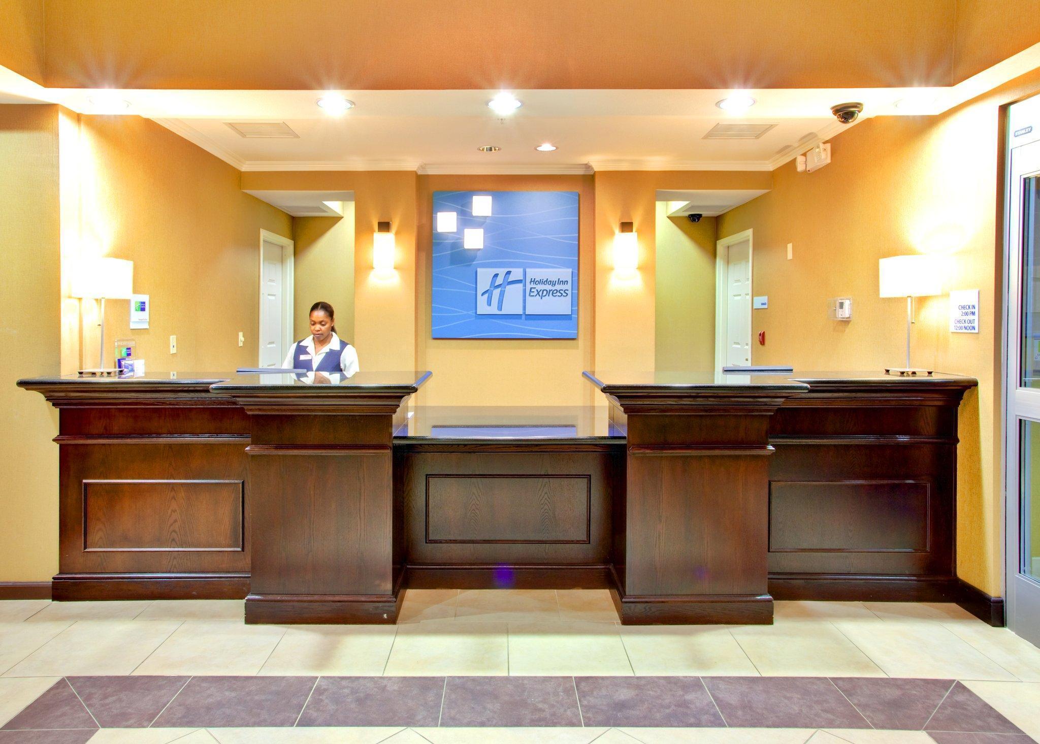 Holiday Inn Express Hotel & Suites Lake Elsinore By Ihg Inreriör bild